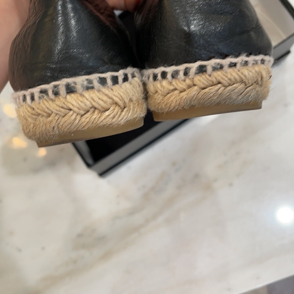 Chanel black leather espadrilles - Picture 11 of 11